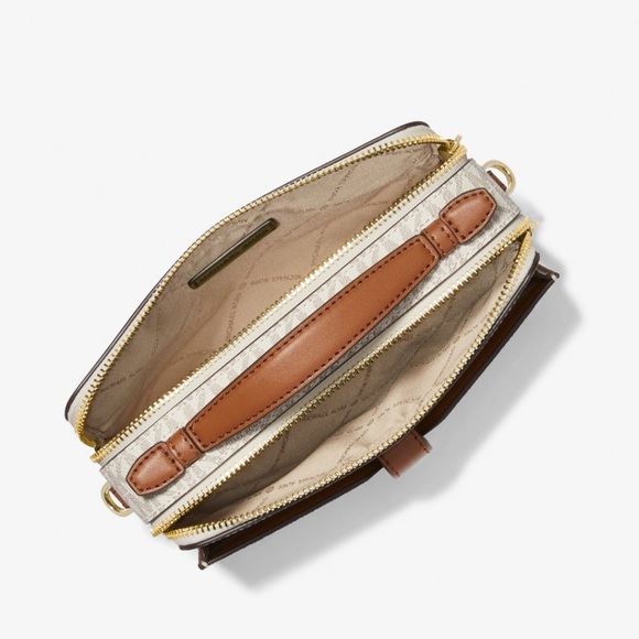 MICHAEL Michael Kors Medium Logo Smartphone Crossbody Bag Vanilla - Picture 14 of 16